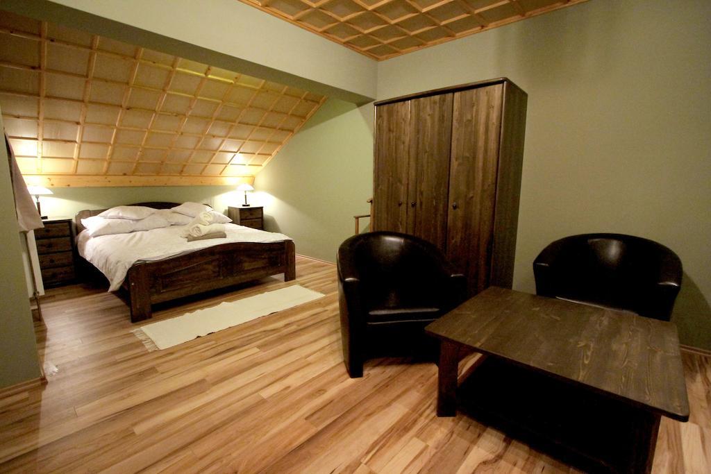 Patkoszeg Vendeghaz Otel Kaposfo Oda fotoğraf