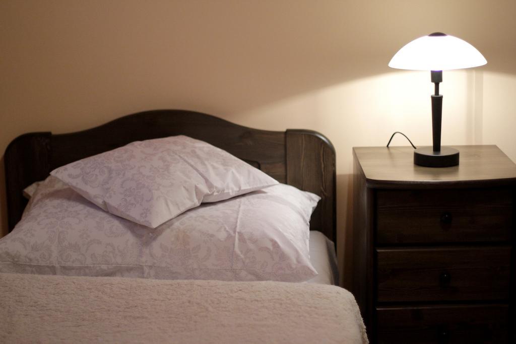 Patkoszeg Vendeghaz Otel Kaposfo Oda fotoğraf