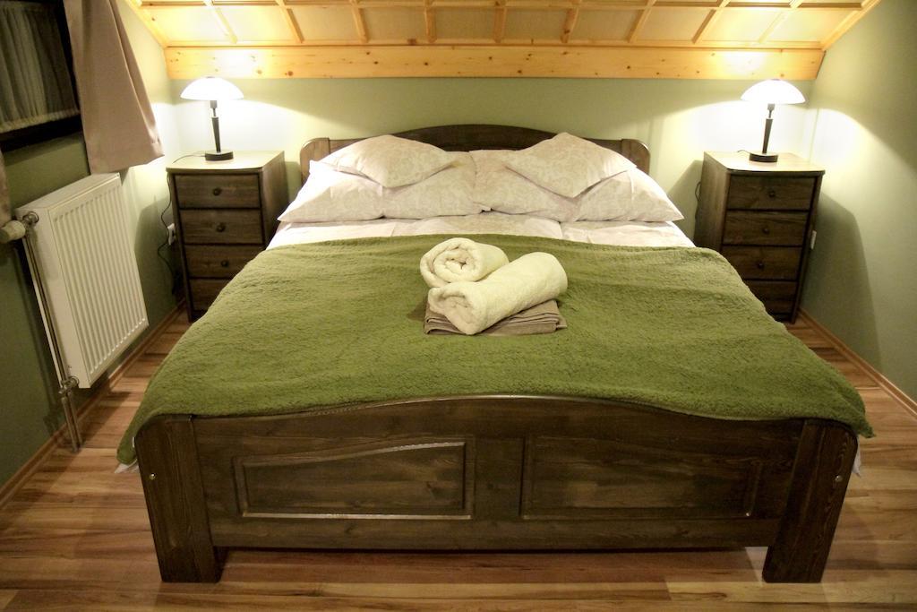Patkoszeg Vendeghaz Otel Kaposfo Oda fotoğraf
