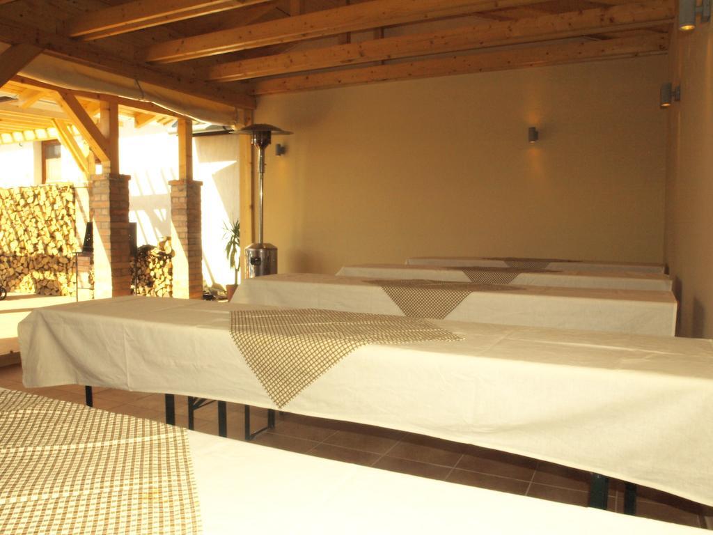 Patkoszeg Vendeghaz Otel Kaposfo Dış mekan fotoğraf